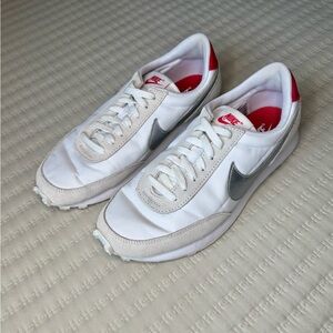 Nike Men’s Summit White & Red Daybreak Sneakers with Metallic Swoosh US 9